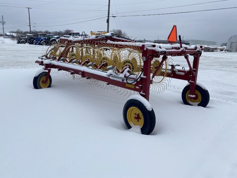 2013 NEW HOLLAND HR154 TRAILING WHEEL RAKE