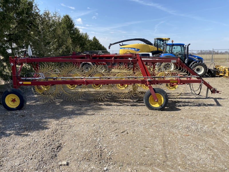 2013 NEW HOLLAND HR154 TRAILING WHEEL RAKE