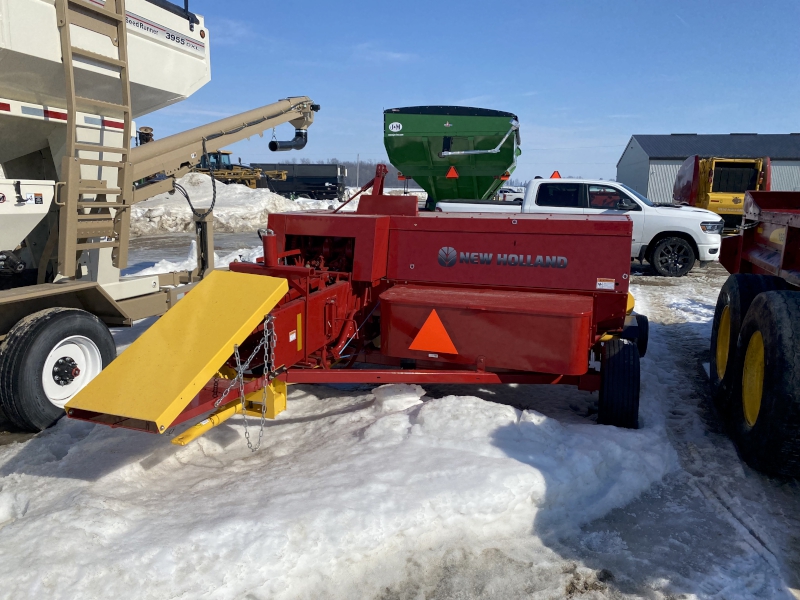 2025 NEW HOLLAND HAYLINER 275 SMALL SQUARE BALER