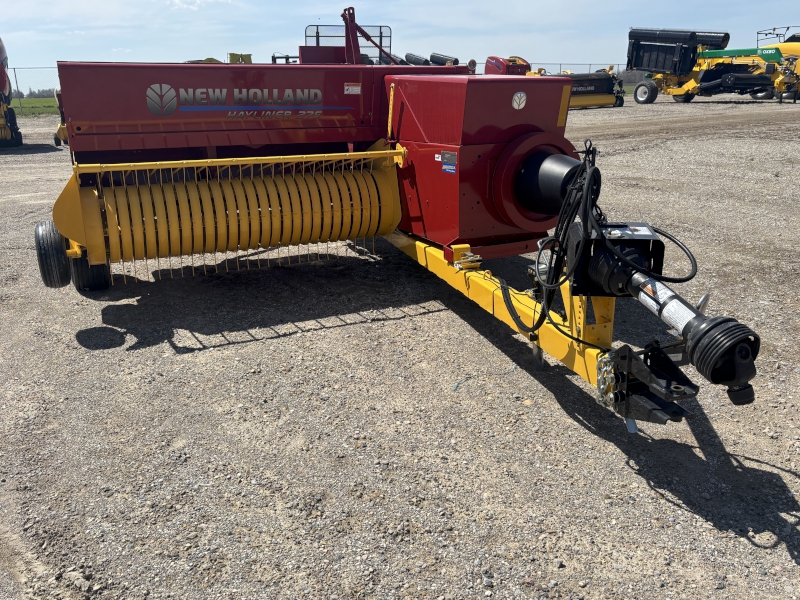 2025 NEW HOLLAND HAYLINER 275 SMALL SQUARE BALER
