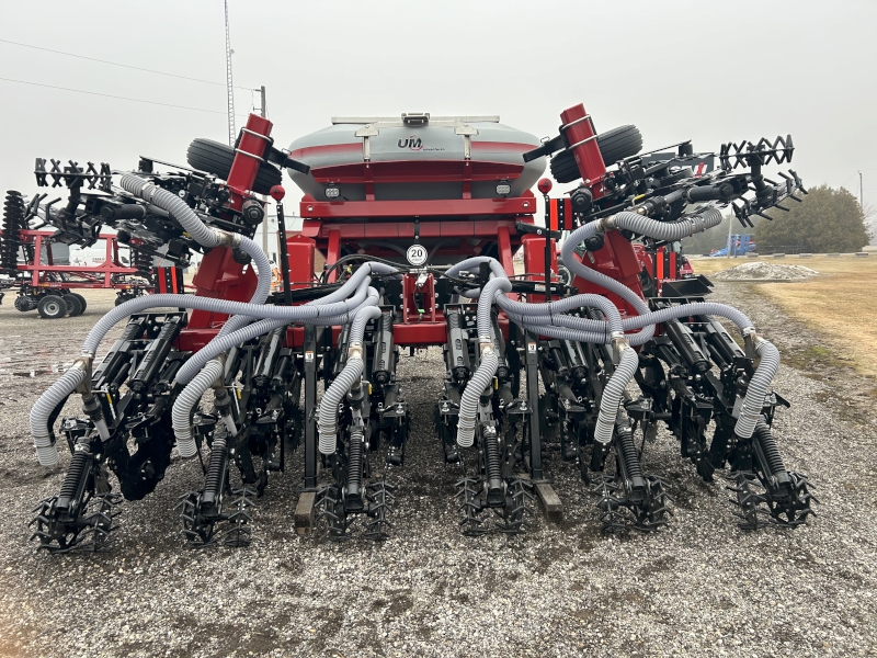 2026 UNVERFERTH RAPTOR 2130MT 8 ROW STRIP TILL(DRY FERTILIZER)