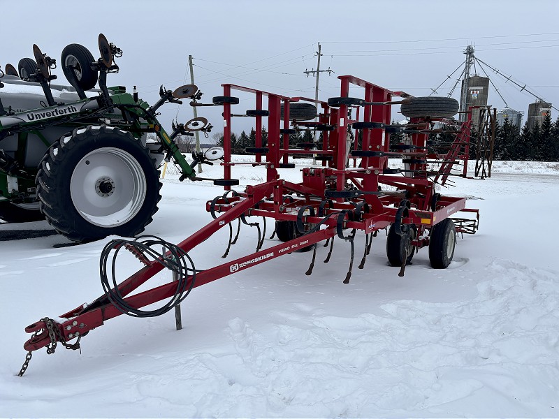 2004 KONGSKILDE 2800 FIELD CULTIVATOR