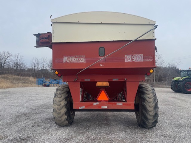 2000 KILLBROS 590 GRAIN CART