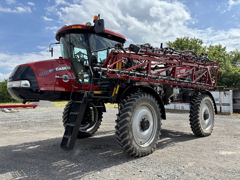 2017 CASE IH PATRIOT 4440 SELF PROPELLED SPRAYER