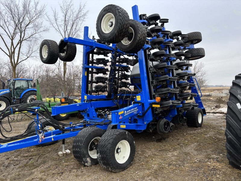2026 NEW HOLLAND P2185 30 FOOT AIR DRILL