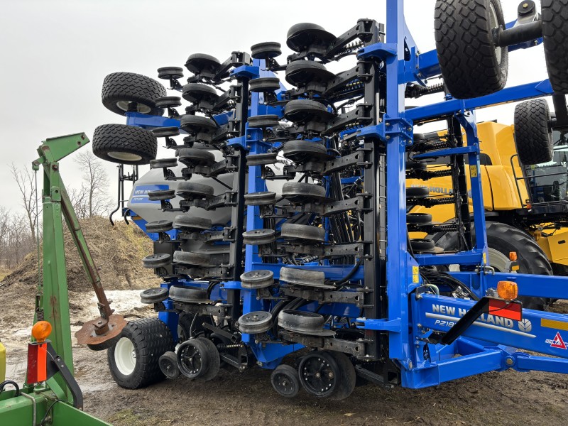 2026 NEW HOLLAND P2185 30 FOOT AIR DRILL