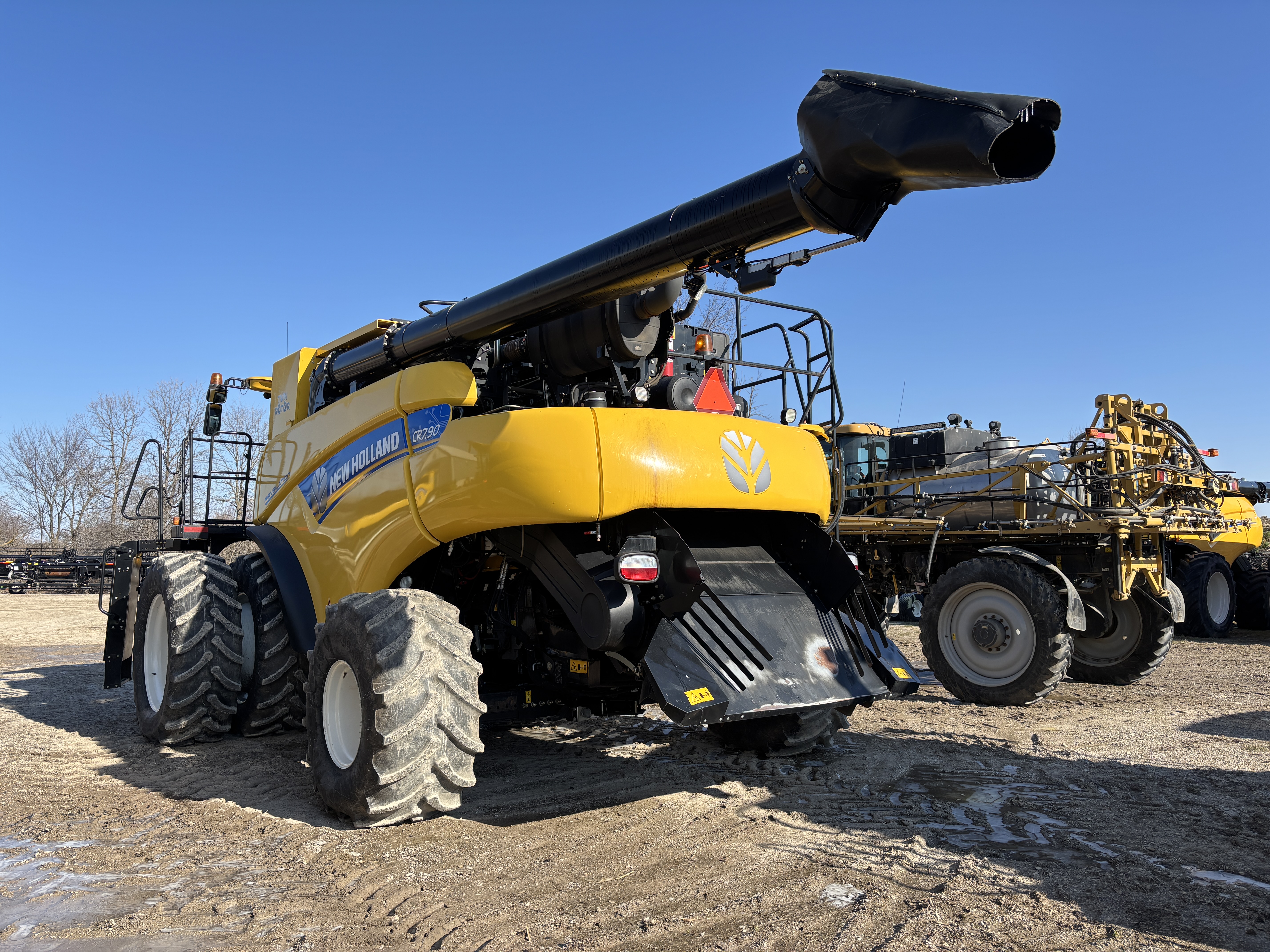 2019 NEW HOLLAND CR7.90 COMBINE