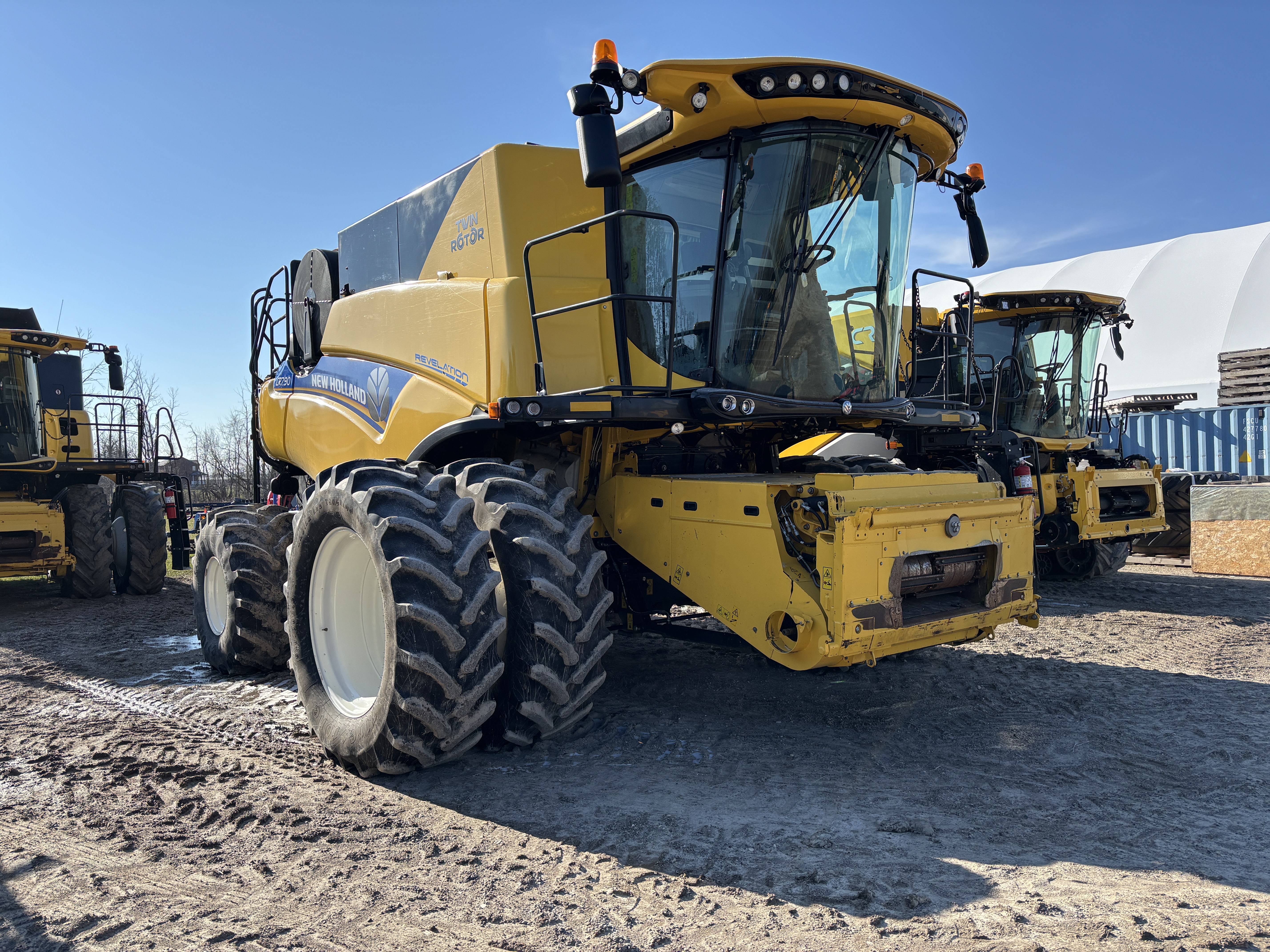 2019 NEW HOLLAND CR7.90 COMBINE