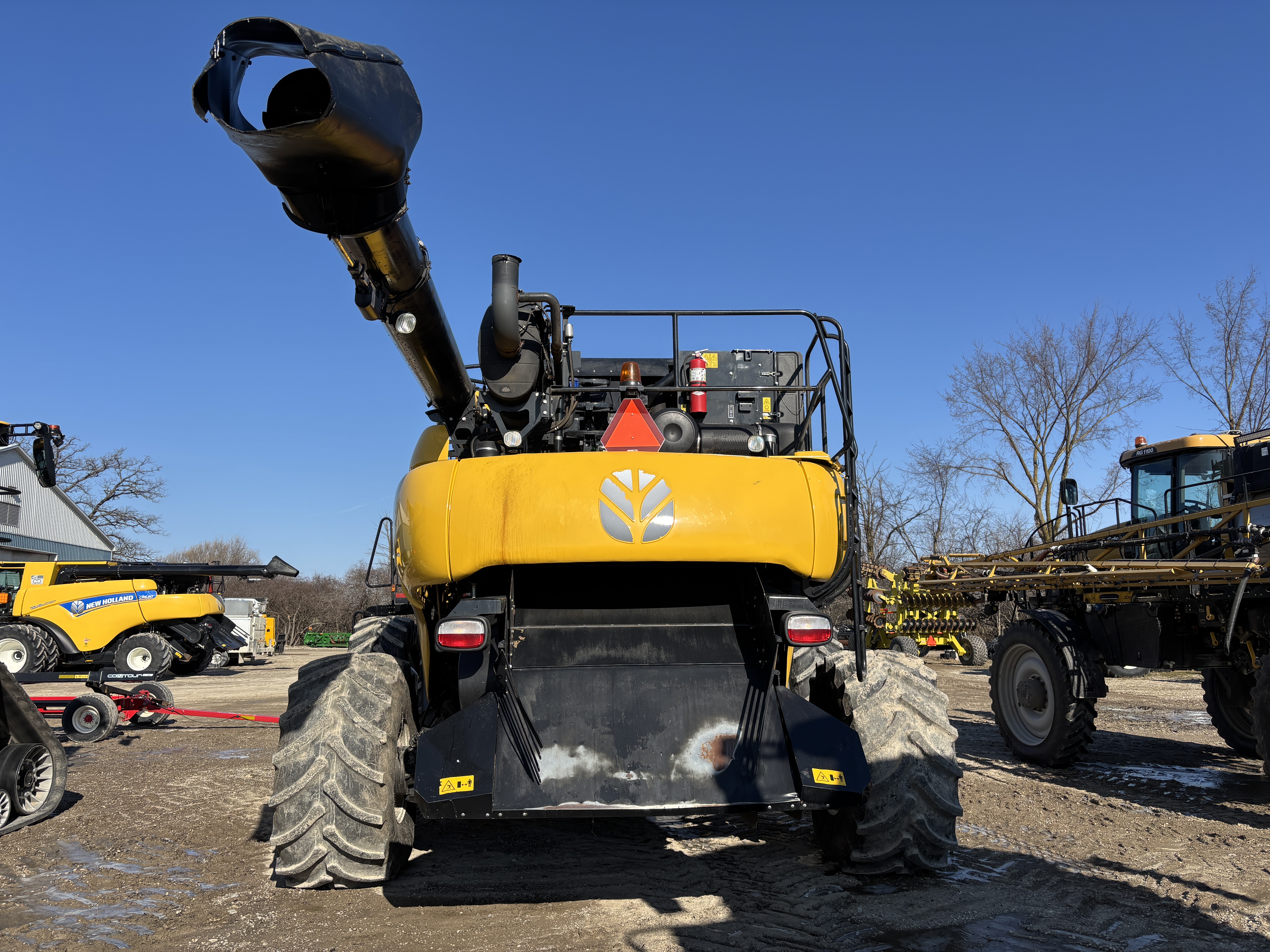 2019 NEW HOLLAND CR7.90 COMBINE