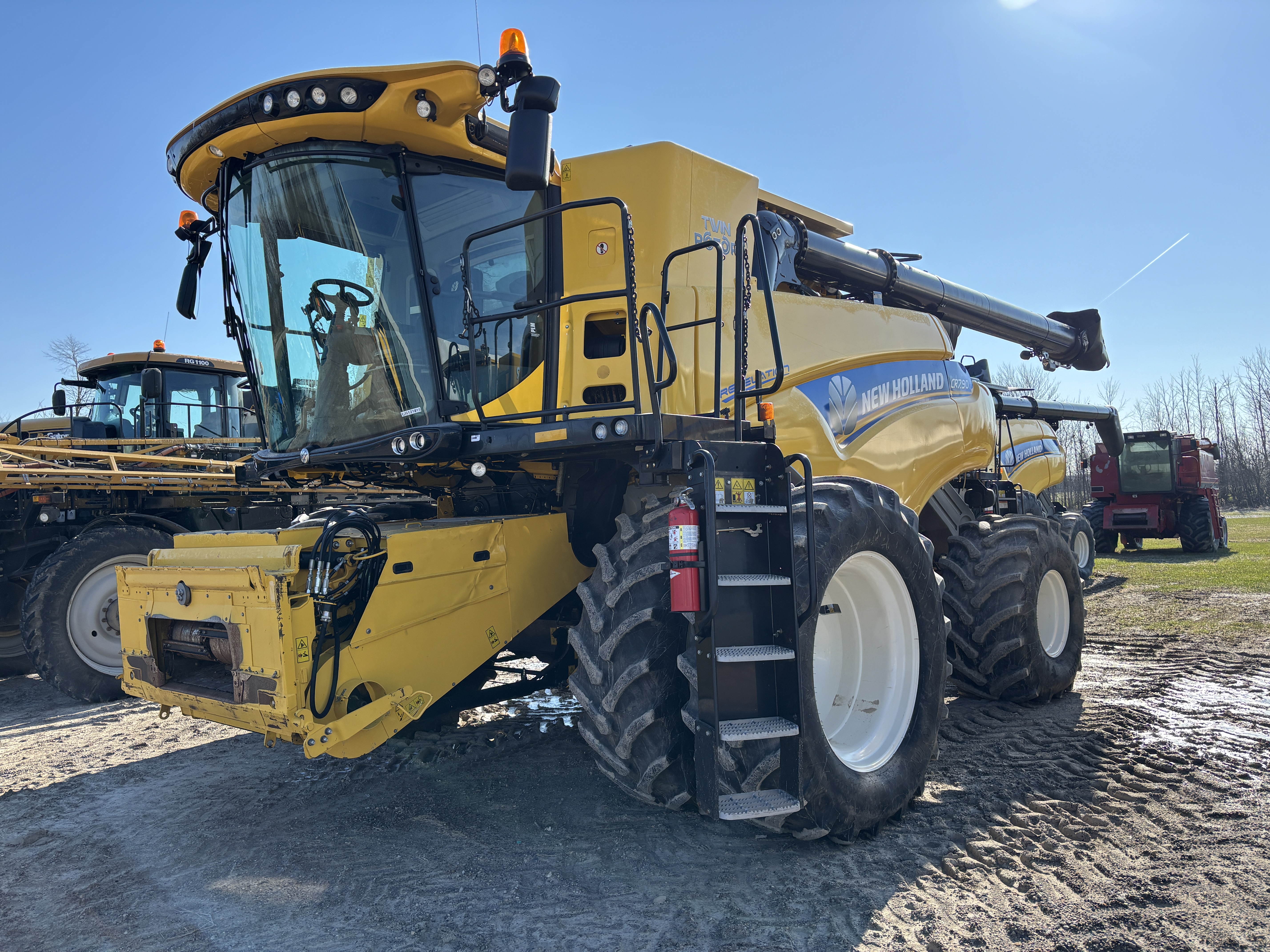 2019 NEW HOLLAND CR7.90 COMBINE
