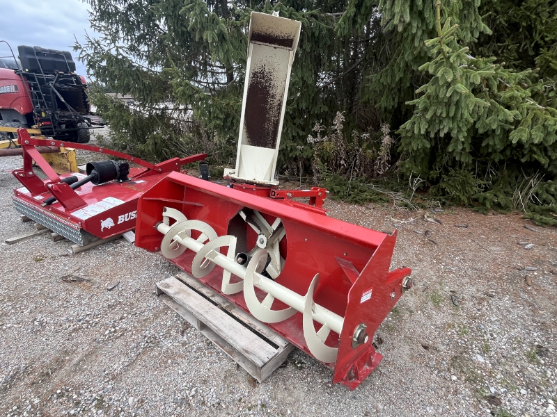 2014 FARM KING Y740 SNOWBLOWER