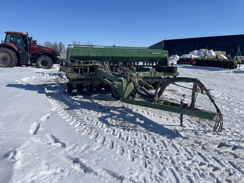 1993 JOHN DEERE 750 30FT AIR DRILL