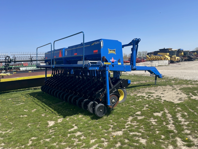 2023 LANDOLL 5211-20 GRAIN DRILL