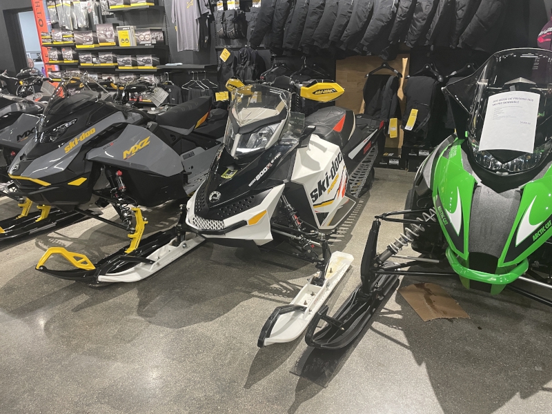 Snowmobiles  2012 SKI-DOO MXZ X 800 SNOWMOBILE Photo