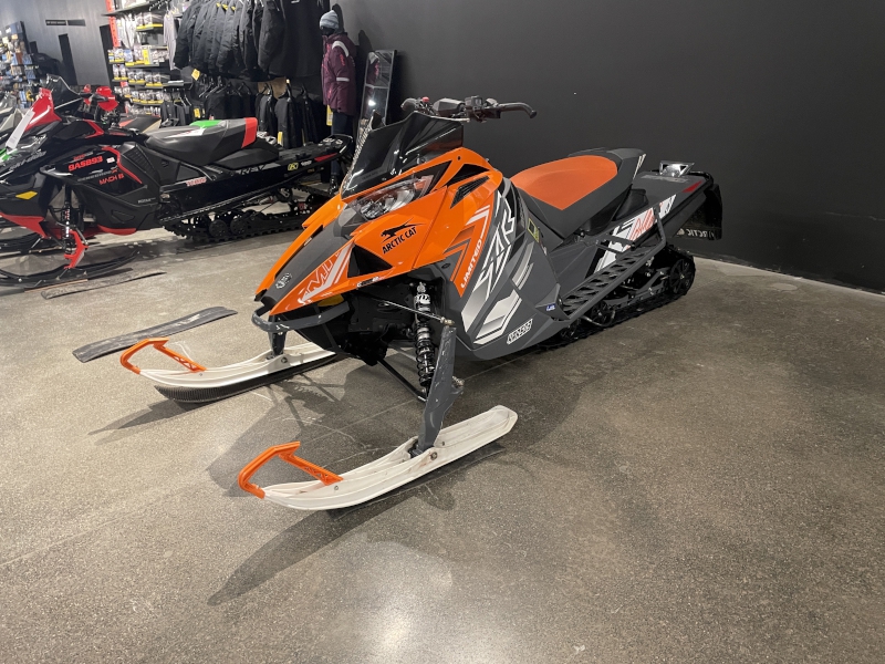 2022 ARCTIC CAT ZR 8000 LIMITED SNOWMOBILE