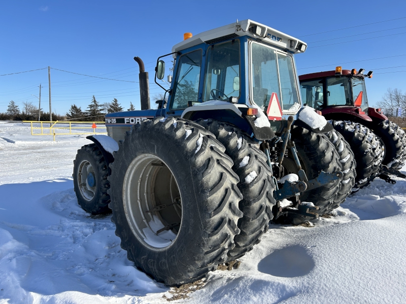 1989 NEW HOLLAND TW-35 TRACTOR