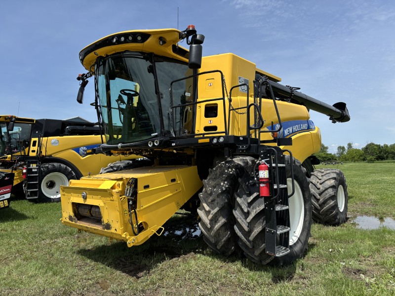 2020 NEW HOLLAND CR6.90 COMBINE