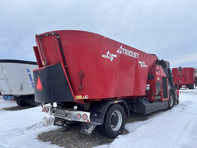2021 TRIOLIET TT2-1700 VL SELF-PROPELLED TMR FEED MIXER