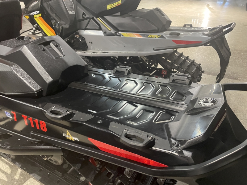 Snowmobiles  2022 SKI-DOO RENEGADE X 850 E-TEC SNOWMOBILE Photo