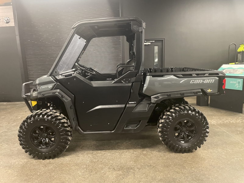 Side-by-Side/Utility Vehicle  2024 CAN-AM DEFENDER XT HD9 SIDE BY SIDE Photo
