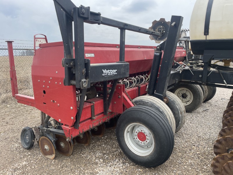 1995 CASE IH 5400 GRAIN DRILL WITH YETTER COULTER CART