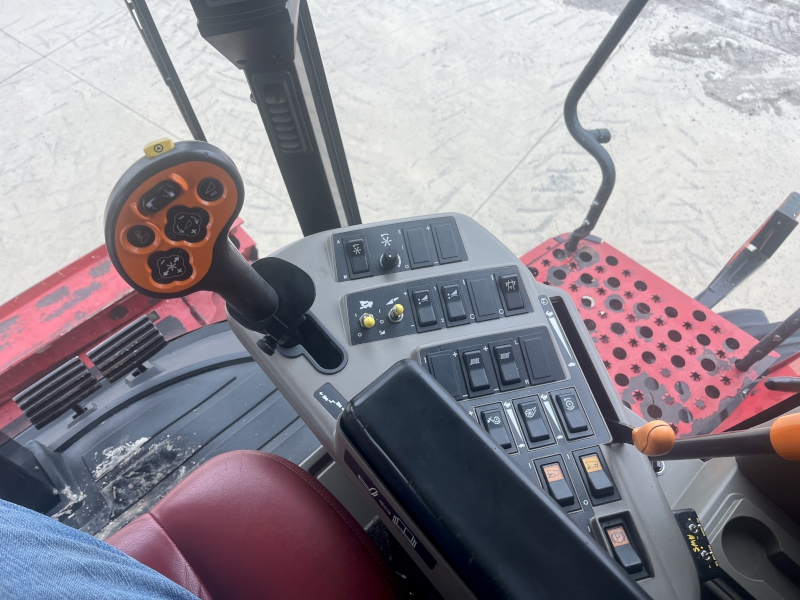 2009 CASE IH 7088 COMBINE