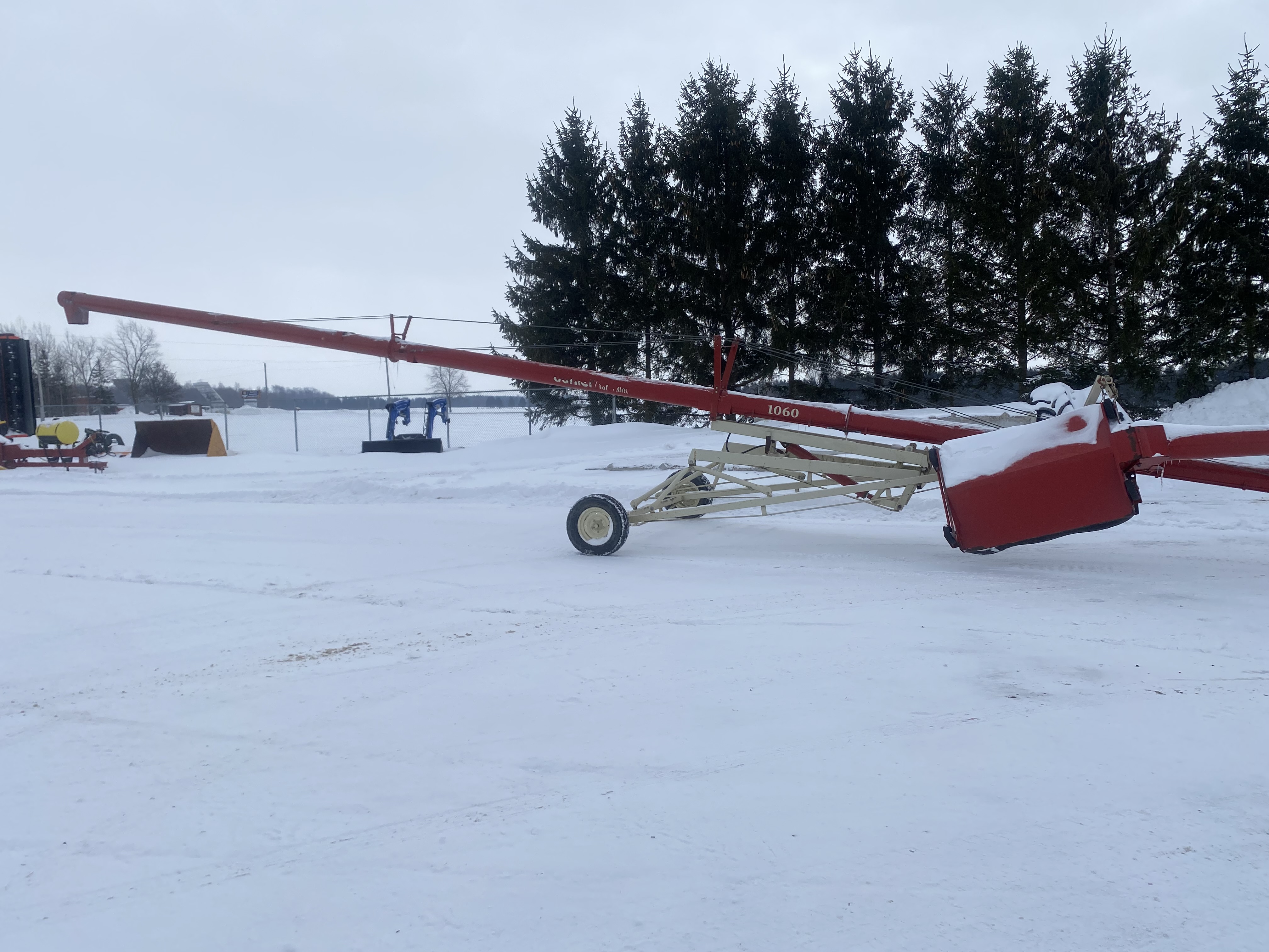 2012 BUHLER FARM KING 1060 GRAIN AUGER