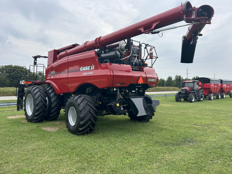 2026 CASE IH 8260 AXIAL-FLOW COMBINE
