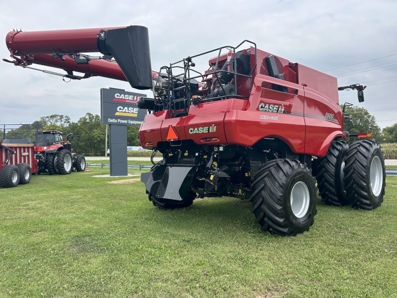 2026 CASE IH 8260 AXIAL-FLOW COMBINE