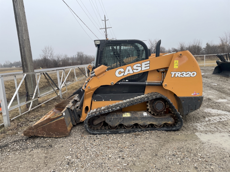 2018 CASE TR320 COMPACT TRACK LOADER
