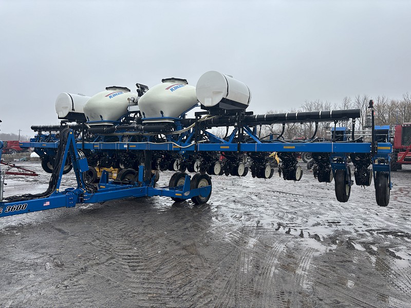 2014 KINZE 3600 ASD PLANTER