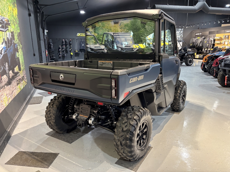 Side-by-Side/Utility Vehicle  2026 CAN-AM DEFENDER XT CAB HD11 SIDE BY SIDE WITH TOUCHSCREEN Photo