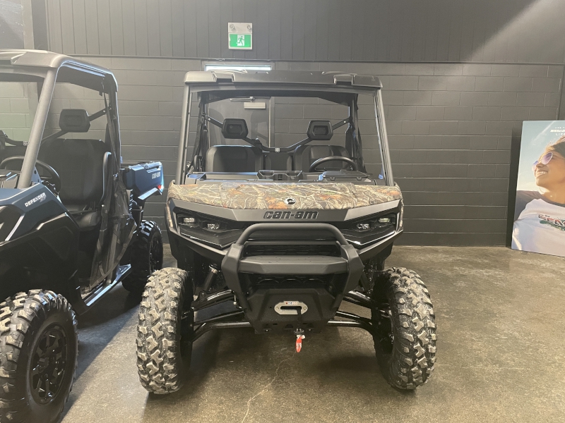 Side-by-Side/Utility Vehicle  2026 CAN-AM DEFENDER XT HD11 SIDE BY SIDE Photo