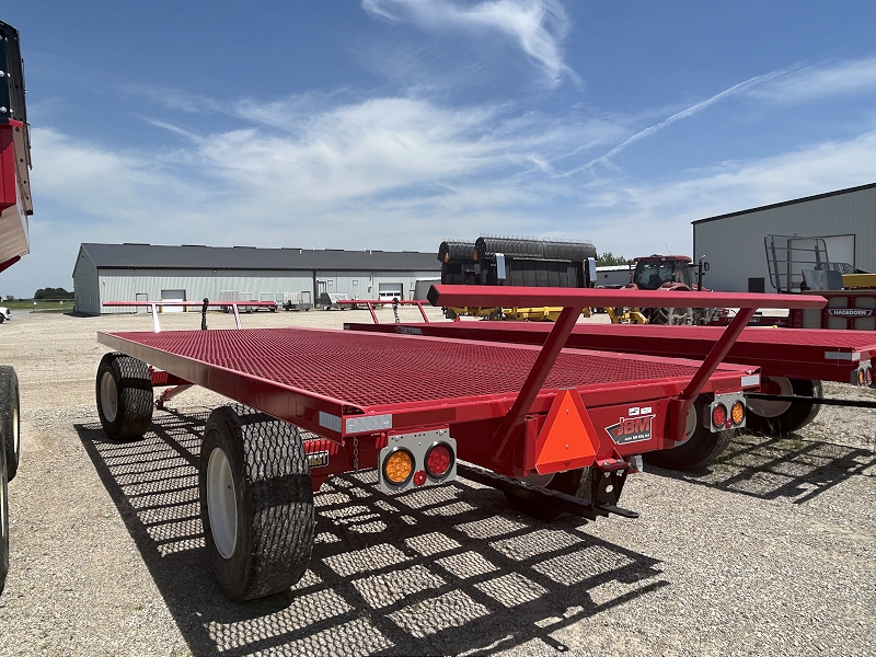 2026 JBM FR8.5X24 BALE WAGON