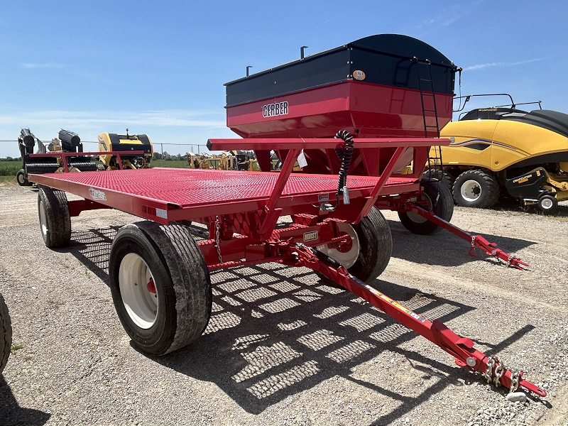 2026 JBM FR8.5X24 BALE WAGON