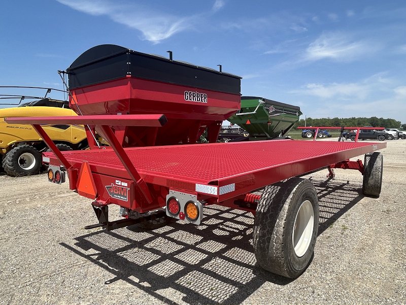 2026 JBM FR8.5X24 BALE WAGON