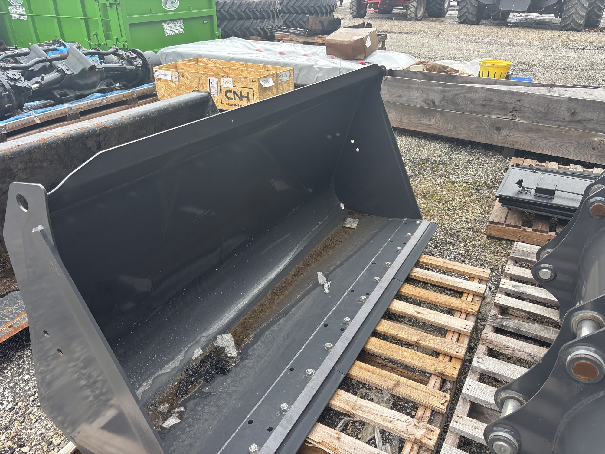 2023 NEW HOLLAND 1.05 CU YD BUCKET