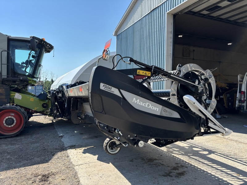 2021 CLAAS 8600TT LEXION COMBINE PACKAGE WITH CORN AND DRAPER HEAD