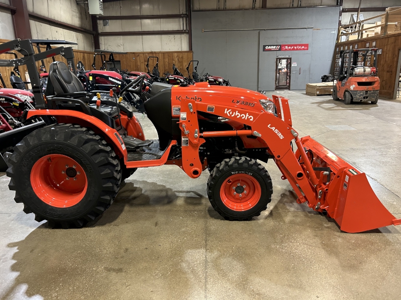 2023 KUBOTA LX3310 COMPACT TRACTOR