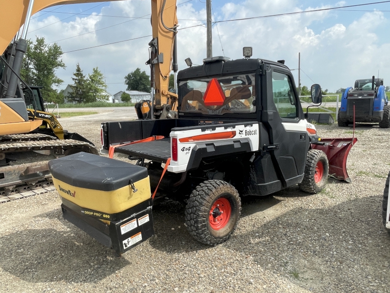 2022 BOBCAT UV34 UTILITY VEHICLE PACKAGE WITH BOSS SNOWBLADE AND SALTER
