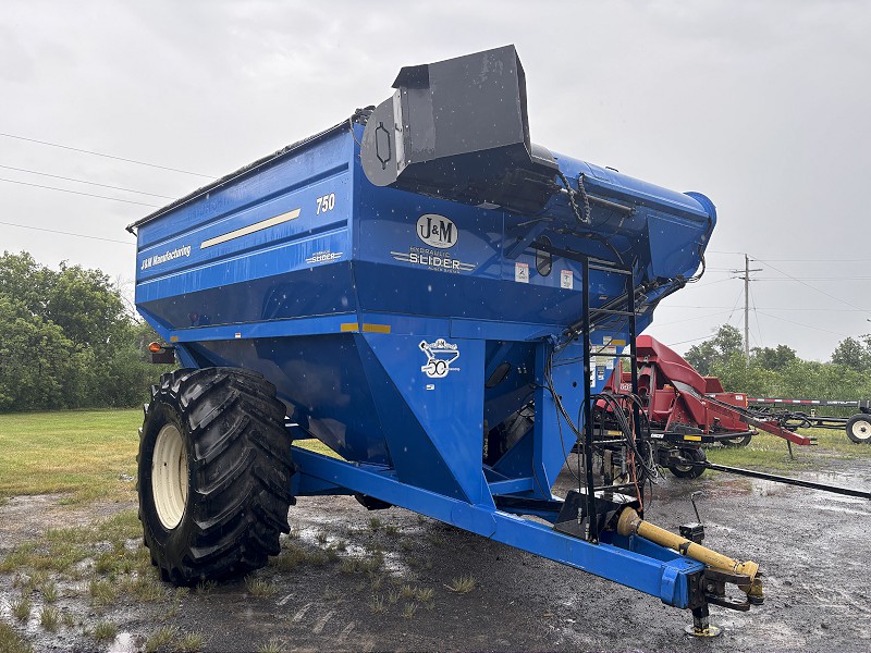 2010 J&M 750-18 GRAIN CART