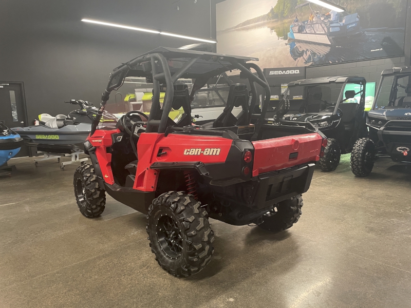 Side-by-Side/Utility Vehicle  2013 CAN-AM COMMANDER XT 1000 SIDE BY SIDE Photo