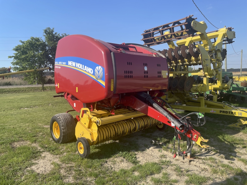 2016 NEW HOLLAND ROLLBELT 450 (RB450) ROTO-CUT ROUND BALER