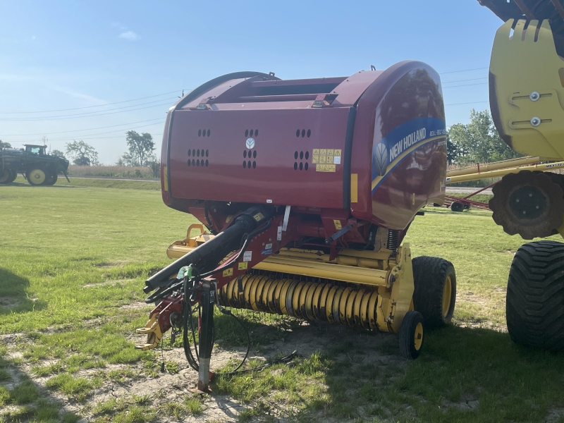 2016 NEW HOLLAND ROLLBELT 450 (RB450) ROTO-CUT ROUND BALER