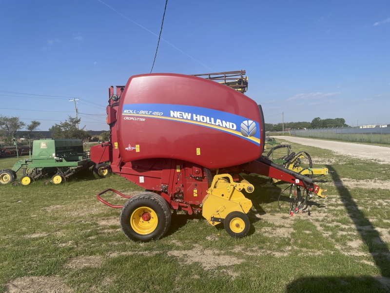 2016 NEW HOLLAND ROLLBELT 450 (RB450) ROTO-CUT ROUND BALER