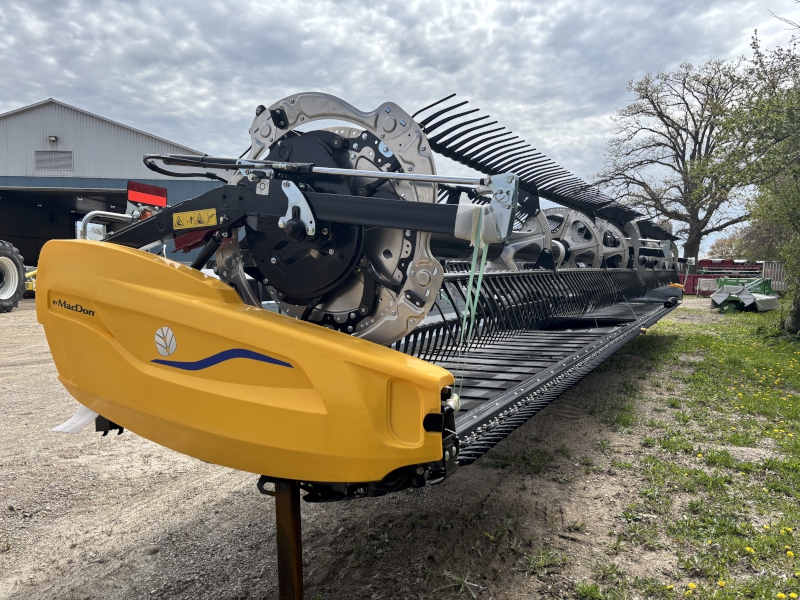 2025 MACDON FD240 DRAPER FLEX HEAD