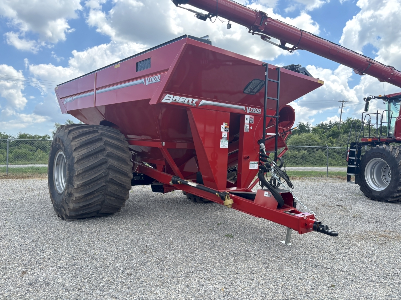 2026 BRENT V1100 V-SERIES SINGLE AUGER GRAIN CART