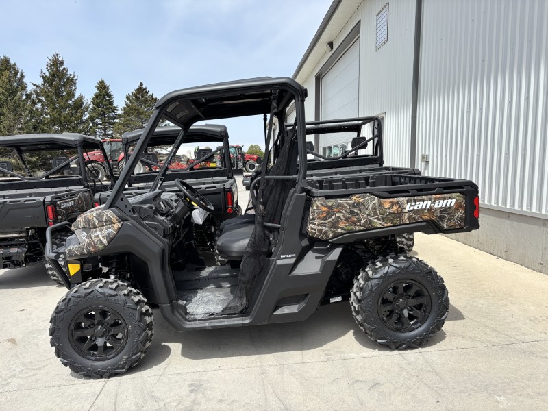 Side-by-Side/Utility Vehicle  2026 CAN-AM DEFENDER XT HD9 SIDE BY SIDE Photo