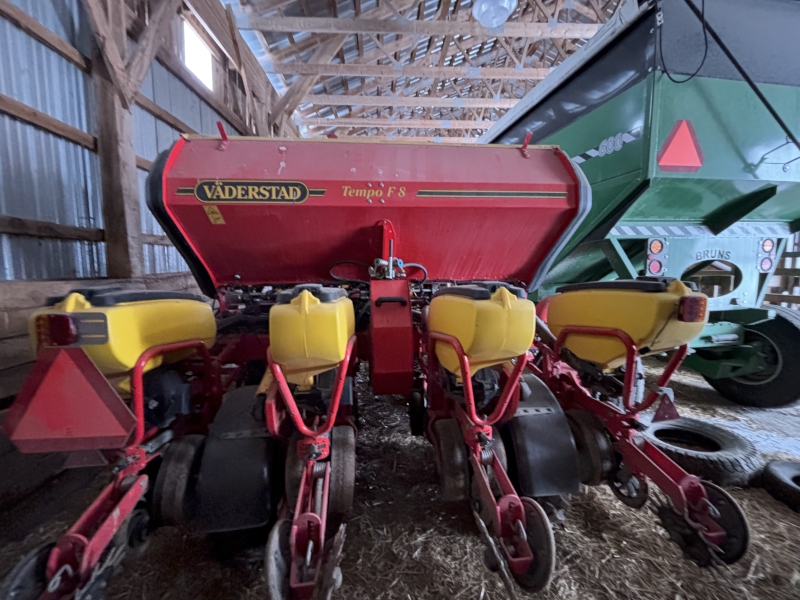 2021 VADERSTAD TEMPO F 8 ROW CORN PLANTER