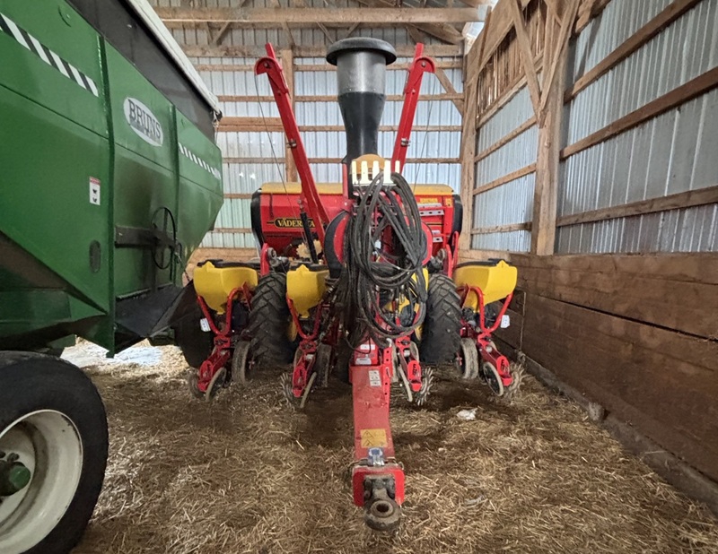 2021 VADERSTAD TEMPO F 8 ROW CORN PLANTER